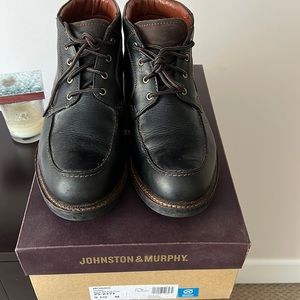 Johnston & Murphy McHugh Chukka boot